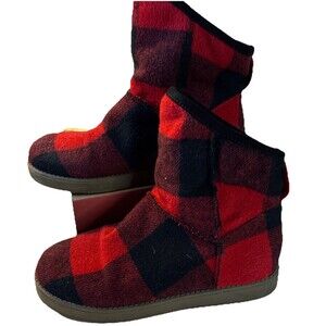 Indigo Rd. Ashley Women’s Size 6M Faux Fur Red Buffalo Plaid Booties